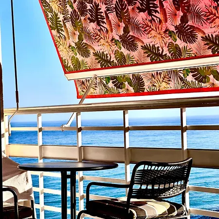 Apartment Torre De La Roca With Amazing Sea Views!